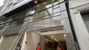 Chính chủ nhờ bán nhà 50m2 xây 6 tầng thang máy ngay hồ điều hòa long biên