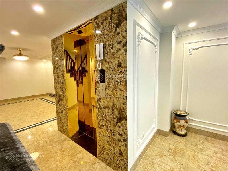 Bán nhà thuộc ngõ phố Đại La, 55m2 giá 20 tỷ 6 tầng thang máy, gara ô tô, ô tô tránh, kinh doanh Bán nhà thuộc ngõ phố Đại La, 55m2 giá 20 tỷ 6 tầng thang máy, gara ô tô, ô tô tránh, kinh doanh