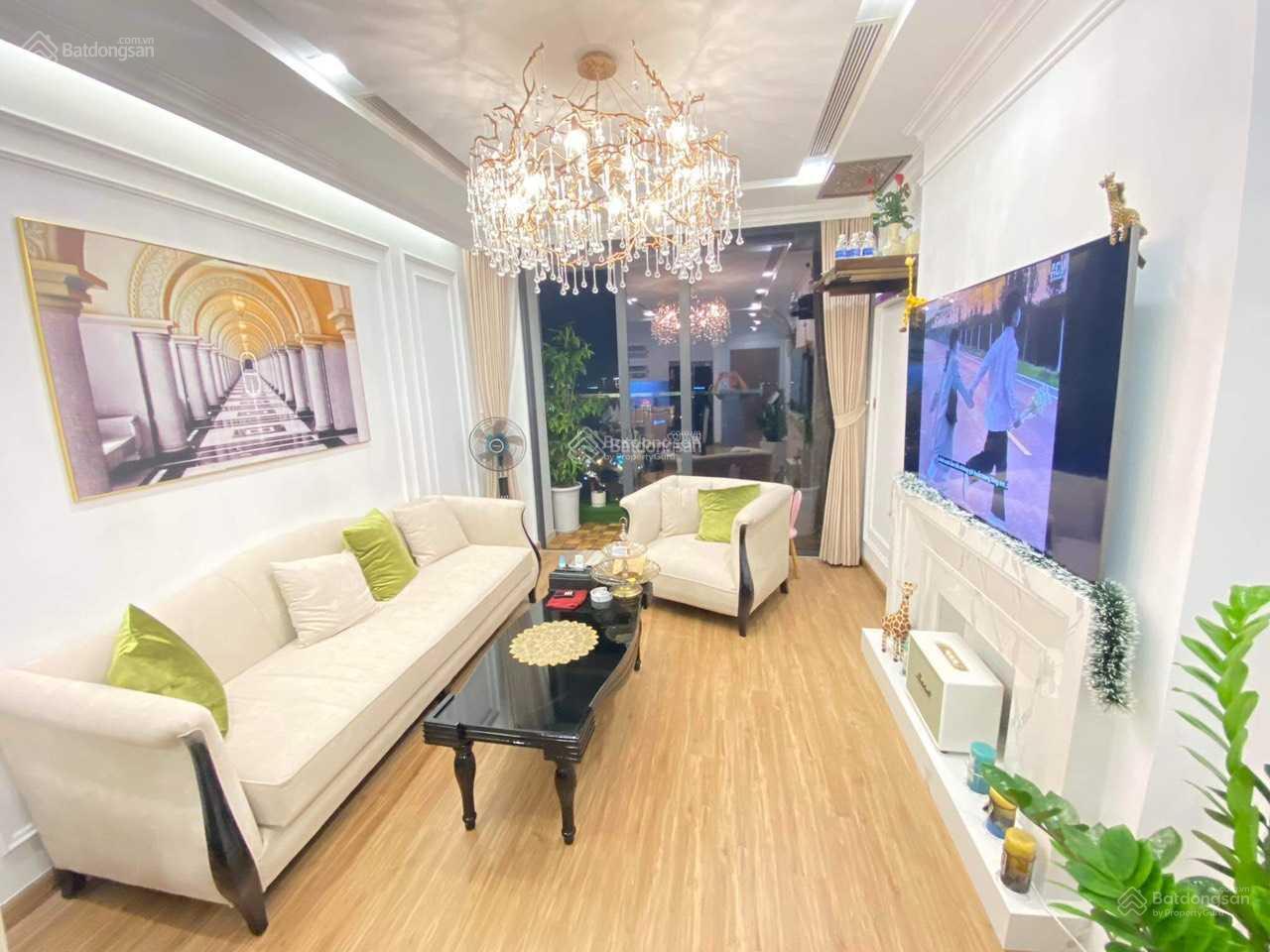 Bán căn 3 phòng ngủ giá 9,3 tỷ, full nội thất đẹp ở ngay, Discovery Complex, 0982 281 ***