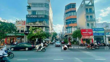 Ngay Pullman - mặt tiền Hồ Hảo Hớn, Quận 1 - DT 6.7 x 20m - 5 tầng - giá 35 tỷ TL