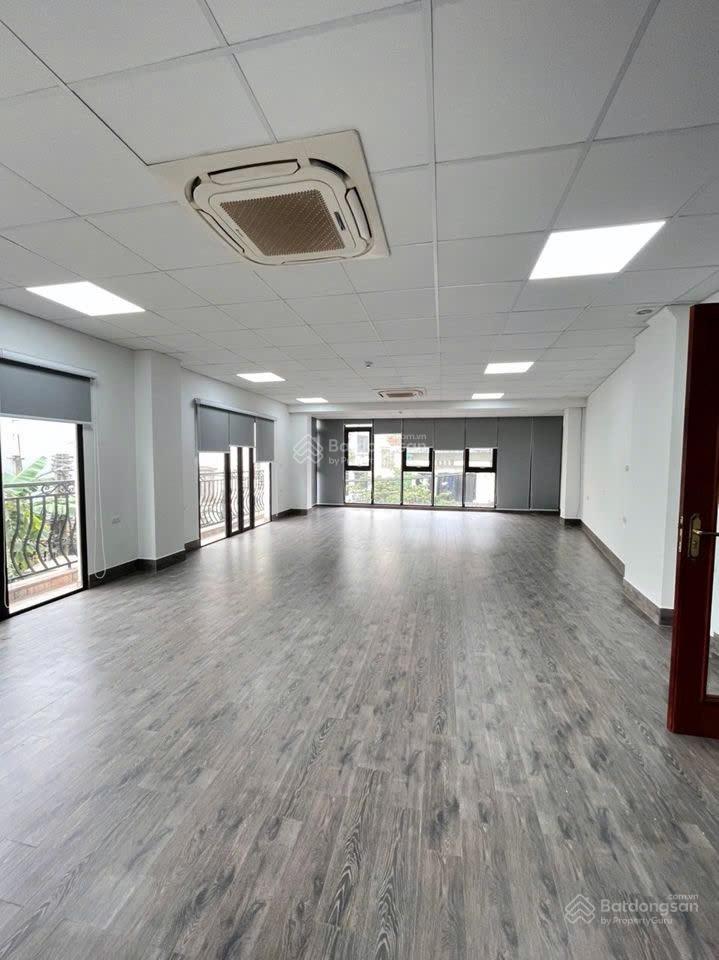 Cho thuê văn phòng Nguyễn Tuân 100m² Giá 20 triệu/tháng Cho thuê văn phòng Nguyễn Tuân 100m² Giá 20 triệu/tháng