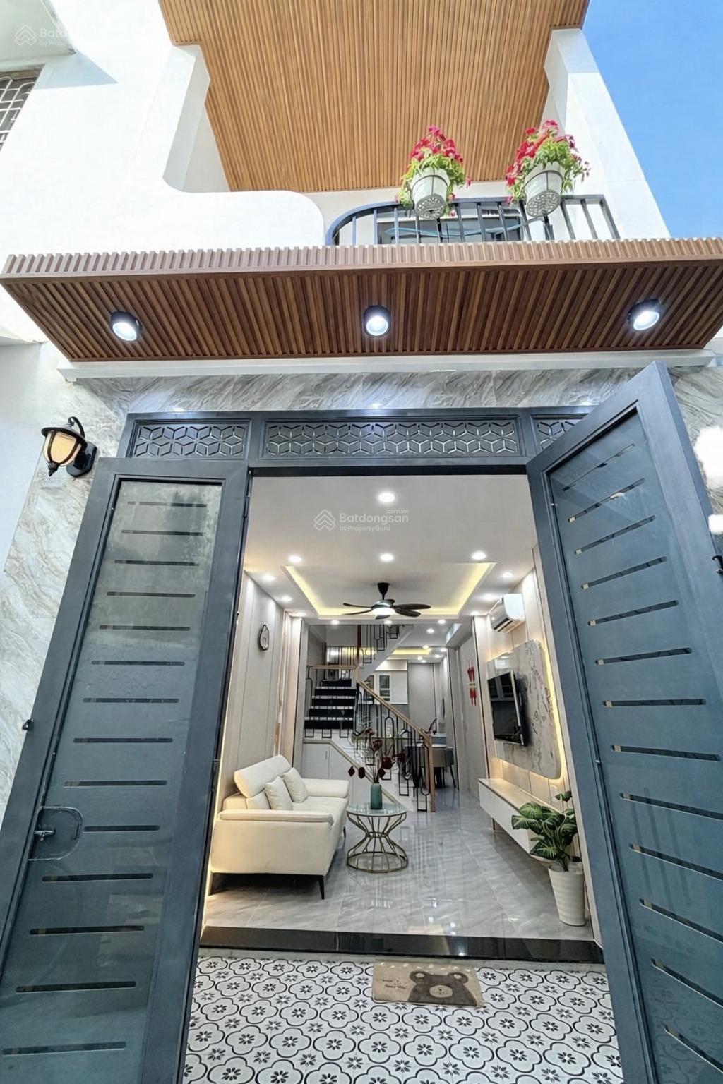 BÁN NHÀ BÌNH THẠNH, 33M2, 3PN 2 WC, SÁT HẺM XE HƠI, XÂY MỚI HOÀN TOÀN, NGAY CHỢ CÂY THỊ, HƠN 5 TỶ