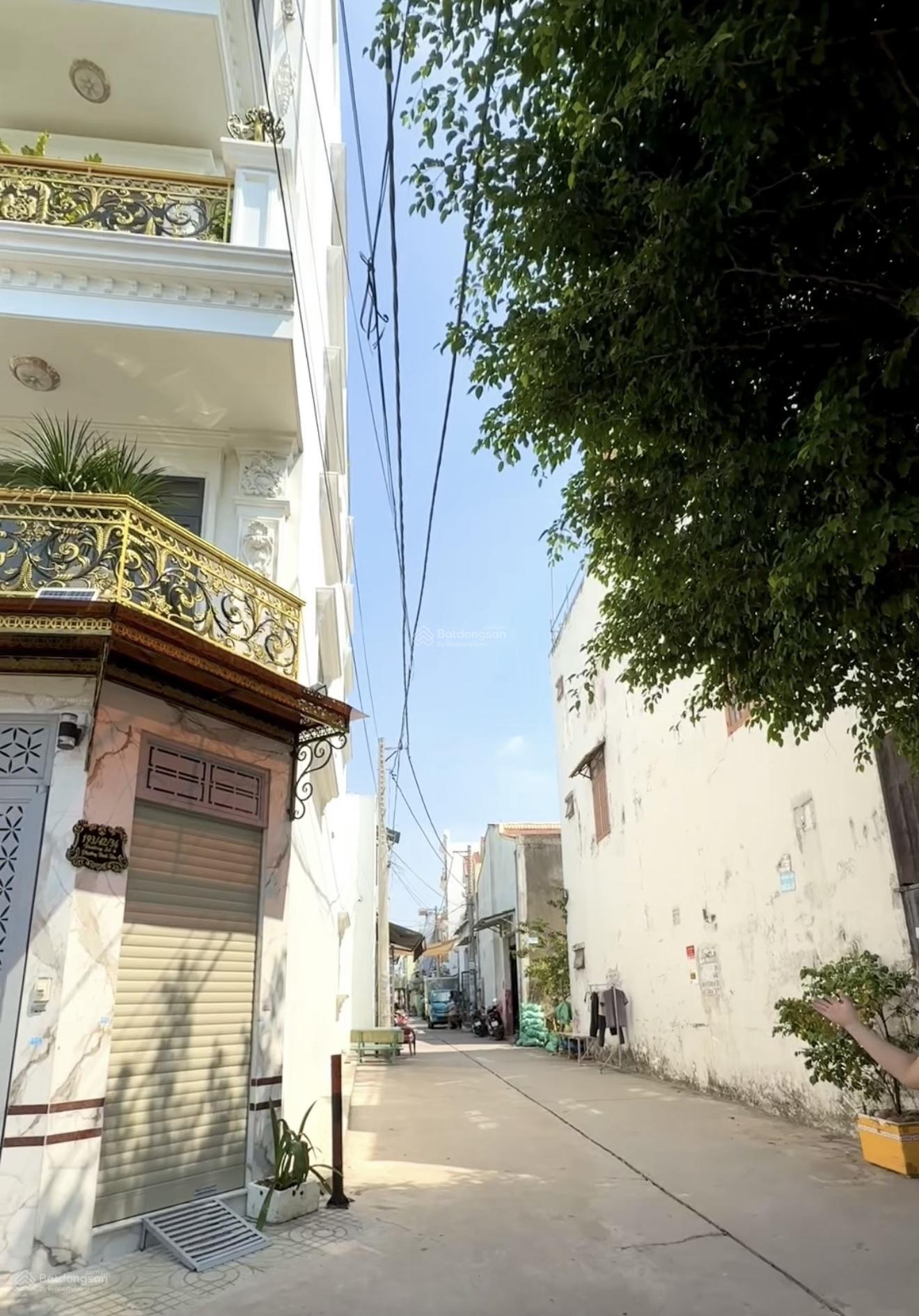 Hàng hiếm tại Đường Số 6, Bình Hưng Hòa B, dt ngang 5 dài 10, khu vực xây dựng được 5 tầng
hơn 3 tỷ