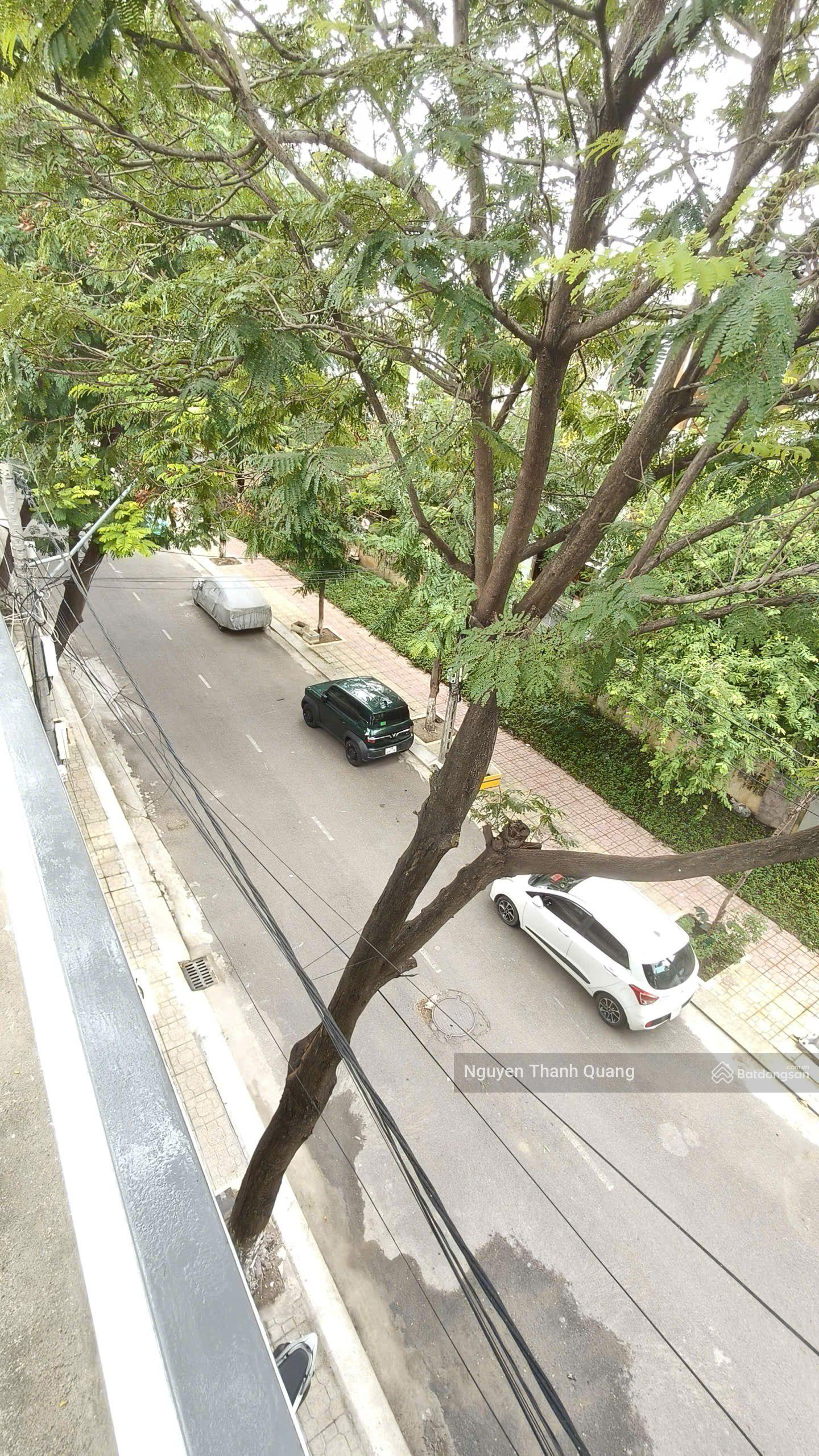 Nhà mặt đường kinh doanh 7,5 tỷ 3 tầng cách biển 2km mặt đường nhựa 13m cho thuê 15tr/tháng