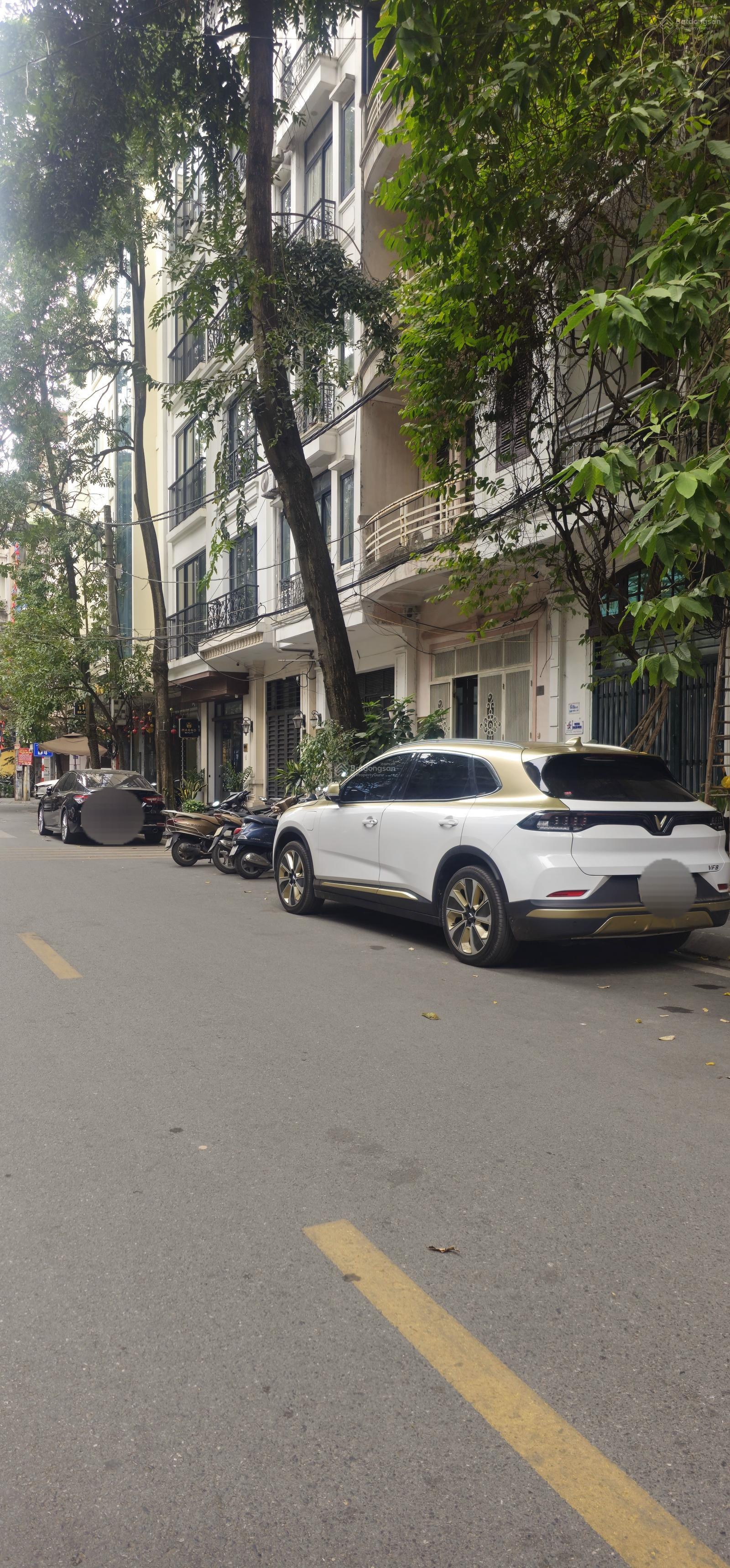 PHÂN LÔ TAM TRINH, VIEW HỒ VĨNH HOÀNG, THIẾT KẾ GARA Ô TÔ, 3 Ô TÔ TRÁNH, KD HẾT Ý LUÔN. PHÂN LÔ TAM TRINH, VIEW HỒ VĨNH HOÀNG, THIẾT KẾ GARA Ô TÔ, 3 Ô TÔ TRÁNH, KD HẾT Ý LUÔN.