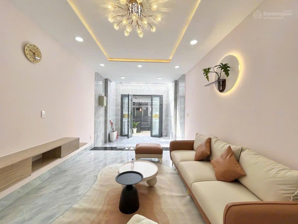 Q. Tân Phú, Nhà Mới Xây, 4Tầng Sân Thượng, 4x17m, Oto Vô Nhà, Ngay Chợ Tân Hương Q. Tân Phú, Nhà Mới Xây, 4Tầng Sân Thượng, 4x17m, Oto Vô Nhà, Ngay Chợ Tân Hương