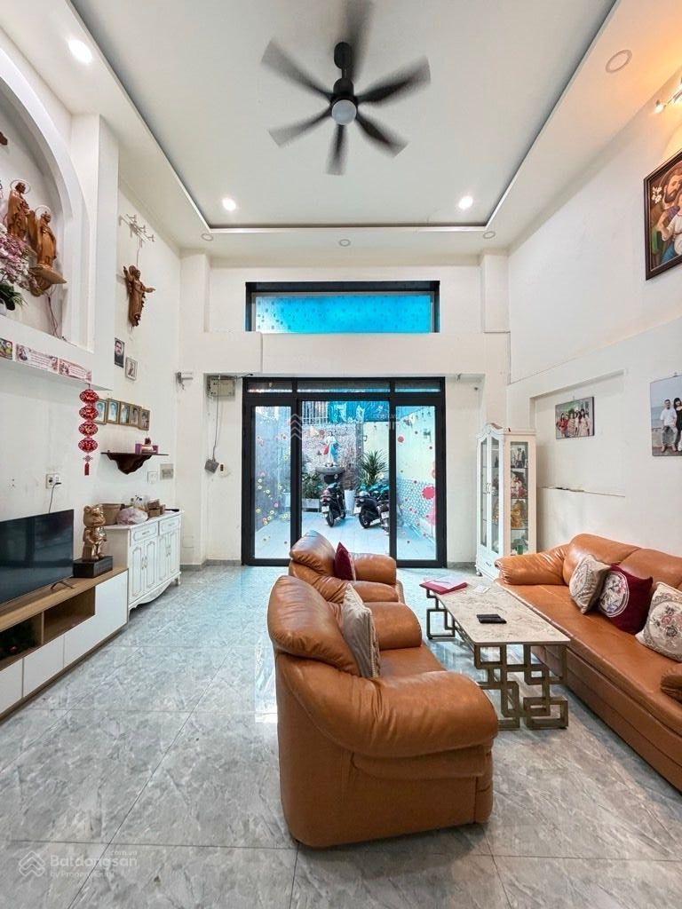 CHỦ GẤP BÁN-NHÀ 5 TẦNG ĐẸP NGUY NGA -NGUYỄN KIỆN,P3, GÒ VẤP- DT 115M2(5.2x20m) - HẺM OTO NGỦ TRONG