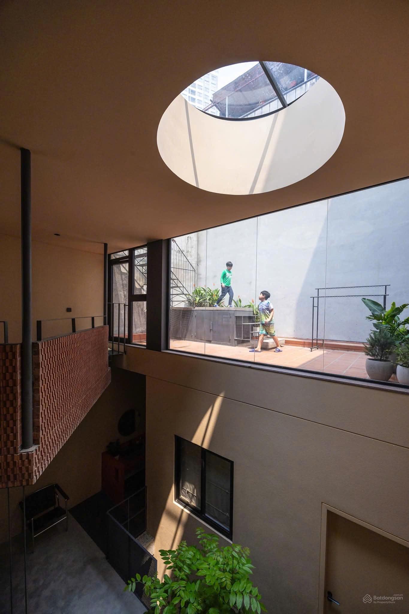 HOT! LĨNH NAM NHÀ THIẾT KẾ ĐỘC ĐÁO - FULL NỘI THẤT - GẦN Ô TÔ - 79M CHỈ 23.X TỶ HOT! LĨNH NAM NHÀ THIẾT KẾ ĐỘC ĐÁO - FULL NỘI THẤT - GẦN Ô TÔ - 79M CHỈ 23.X TỶ