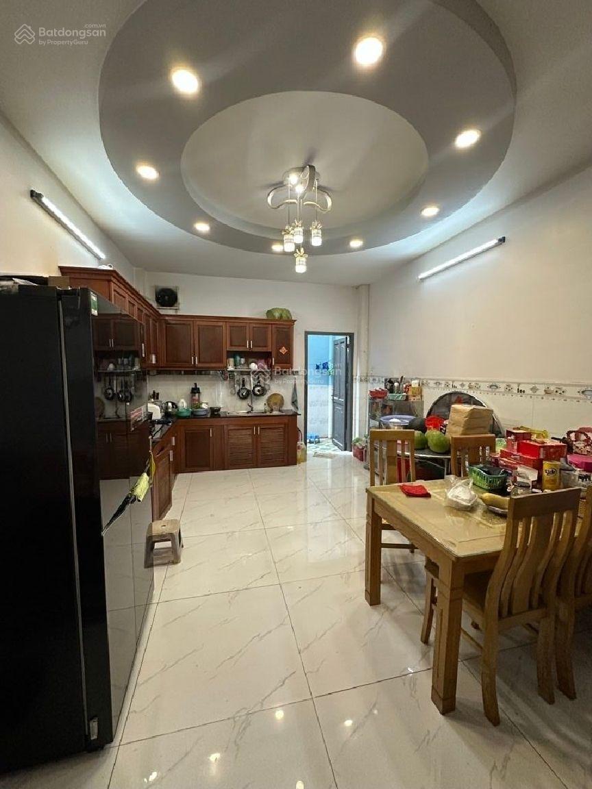 Nhỉn 12 Tỷ. Mặt tiền 4 tầng 4x22m cạnh Mega Bình Phú.