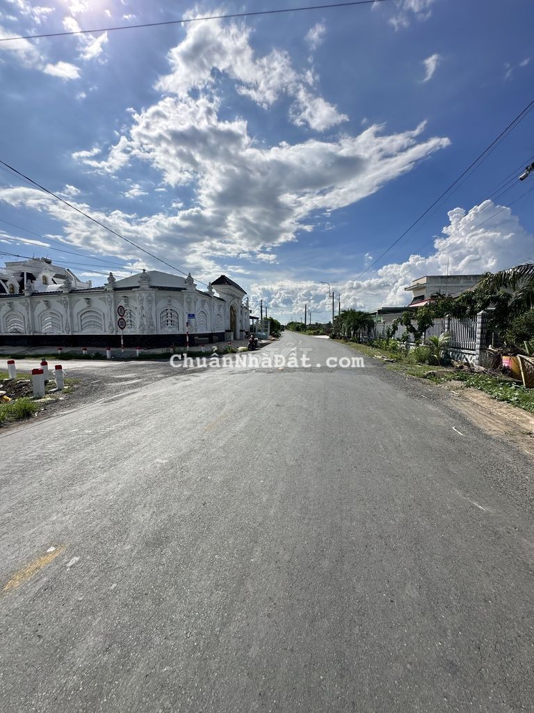 200m2 Thổ Mặt tiền Nhựa Chính Cao Thị Mai 1tỷ 250 Triệu,mặt Kinh Doanh