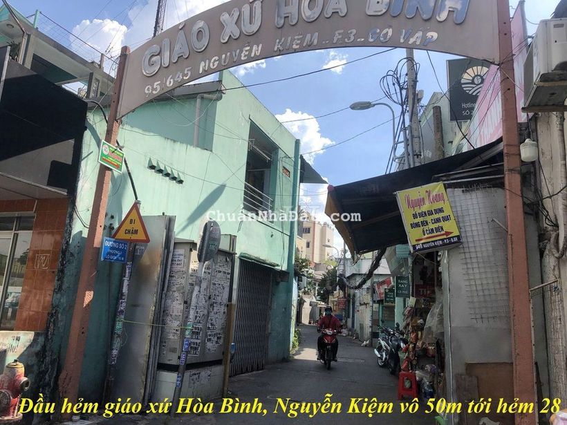 6.8tr/ tháng có thương lượng cho thuê Nguyên căn 2 lầu gần sân bay