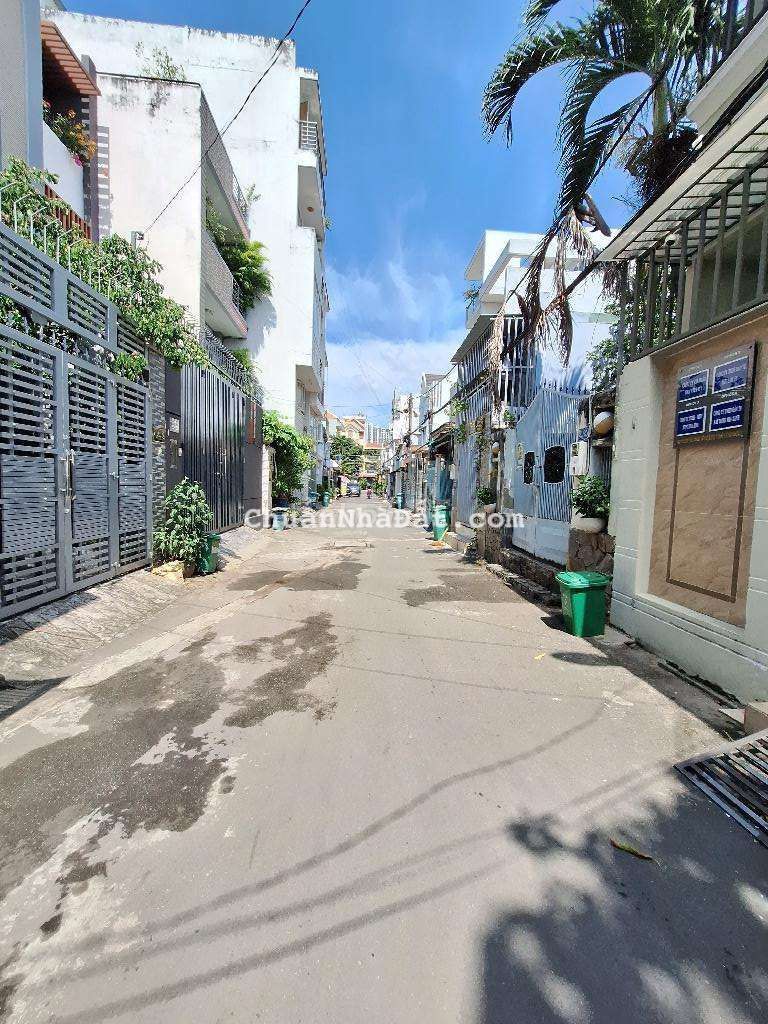 BÁN NHÀ NGỘP Q7 _HXH_62m²