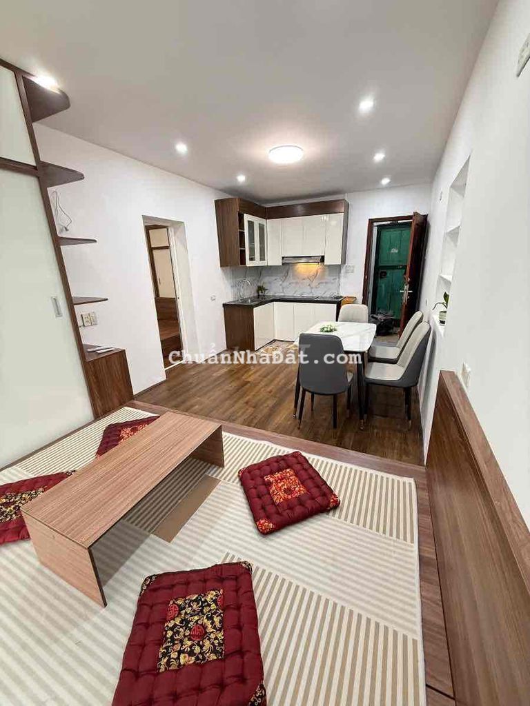 Bán NTT Dệt 8/3 Tầng 3 SD: 50m,2N,VS, phòng tắm, 3tỷ