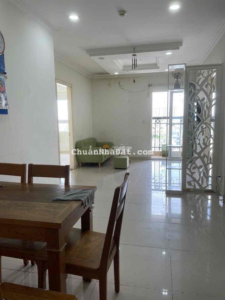 Cho thuê căn hộ 3pn máy lạnh nhà trống 9,5tr 77m phúc yên 3