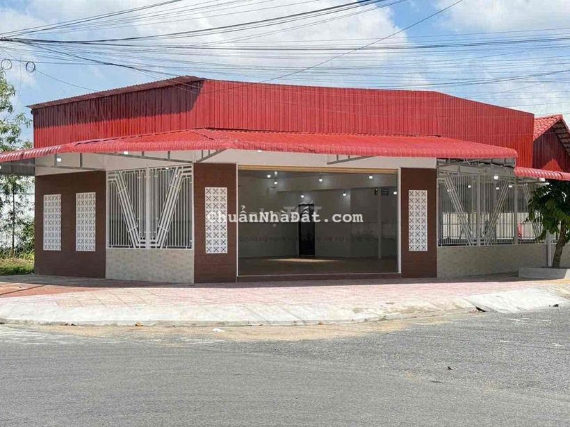 GIÁ TỐT CHO ANH CHỊ THÍCH KINH DOANH MUA BÁN, GÓC 2 MẶT TIỀN KDC TÂN P