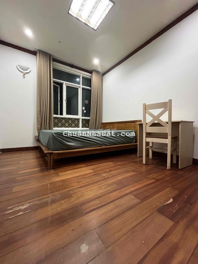 Cần Tìm Nữ Share 1 phòng Trong Căn Hộ CC cao Cập New Sài Gon