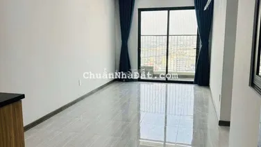 Cho thuê căn hộ Bcons Polygon giá 6.5tr/2pn,2wc/52m2 view đông nam