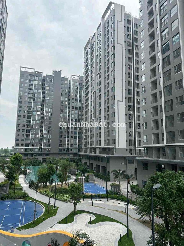 View Hồ bơi, cho thuê Căn full nội thất cao cấp 10 triệu, đang trống