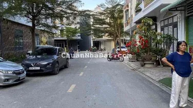 Nhà phố hoàn công KDC PHT8