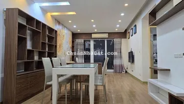 Nhà Giám đốc giá ngon 3 ngủ chung cư 58 Tố Hữu nguyên bản