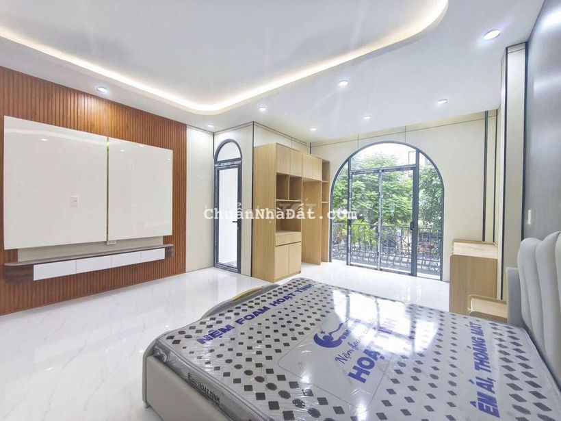 BÁN NHÀ 3 TẦNG ĐẦY ĐỦ NỘI THẤT HIỆN ĐẠI ĐƯỜNG 7M5 GẦN CHỢ HÒA XUÂN