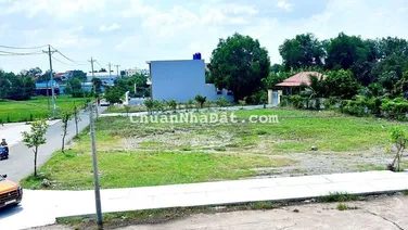 CHÍNH CHỦ cần bán đất ở đô thị sau lưng chợ Cần Đước, đường nhựa đẹp