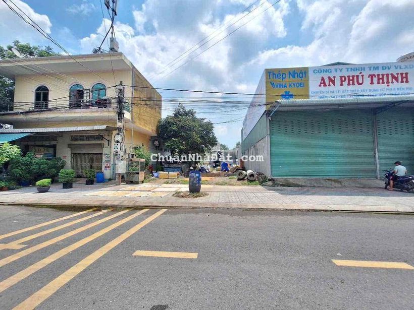 Nhà mặt tiền kinh doanh, P Thuận Giao, TP Thuận An.