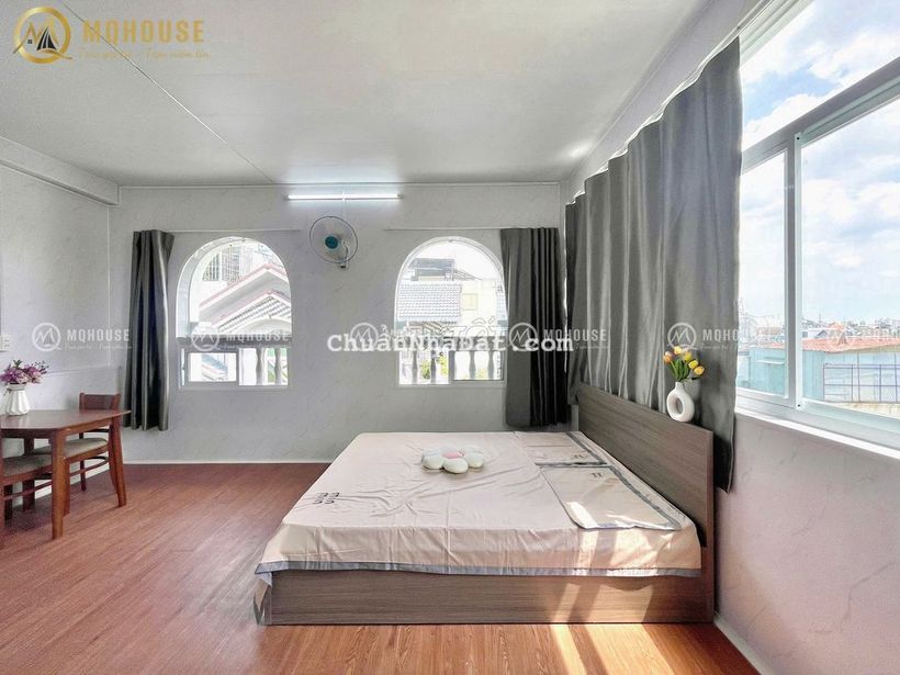 Phòng mới 40m Tách Bếp Thang Máy gần ETown Cộng Hoà Tân Bình