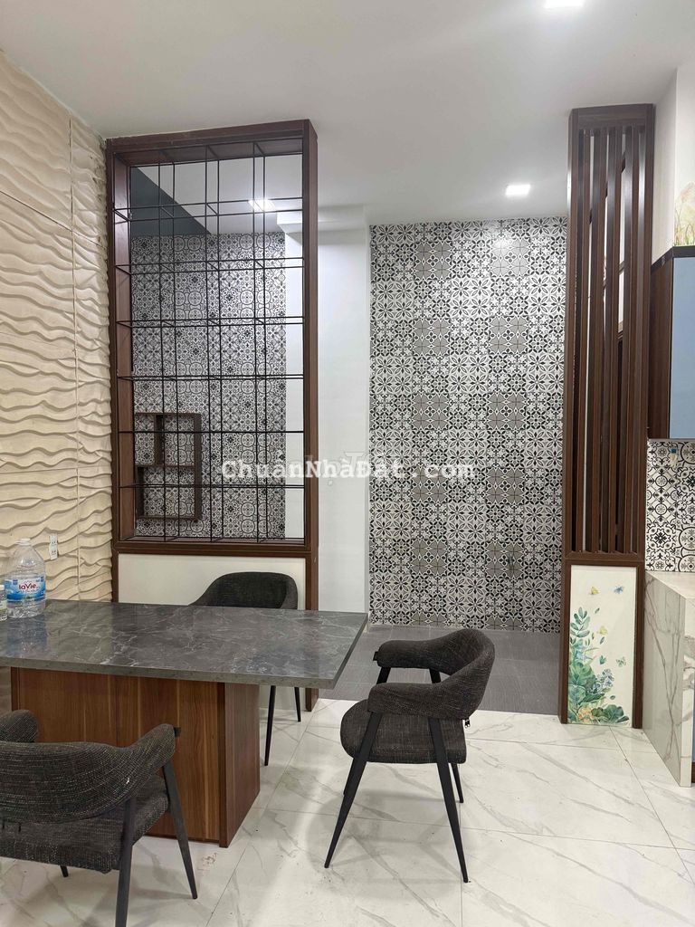 nhà đẹp cần bán nhanh xuất ngoại