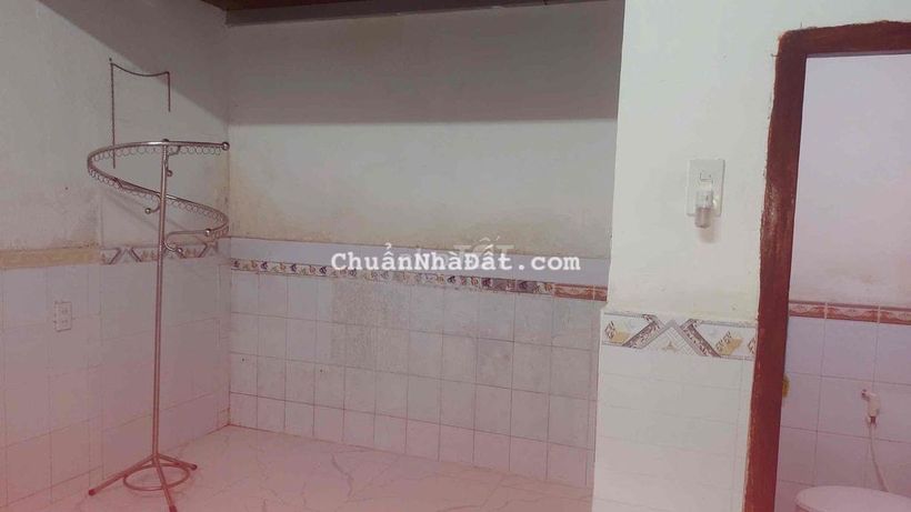 Phòng trọ 15m2 hẻm 404 Lê Hồng Phong