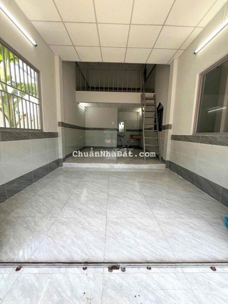 CHO THUÊ PHÒNG TRỌ CÓ GÁC MẶT TIỀN KDC 586 LỘ Ô TÔ THOẢI MÁI