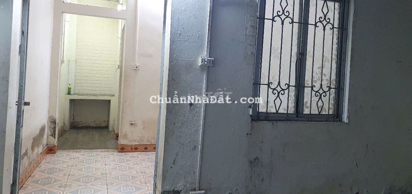 Cho thuê nhà Giả rẻ tại 106 Hữu Hòa  (có thế kinh doanh nhỏ)