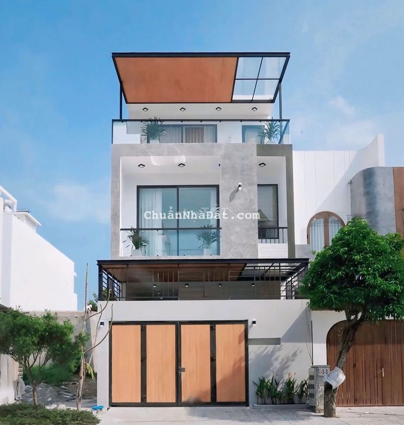 BÁN NHÀ 1 TRỆT 2 LẦU GIÁP NAM LONG 2, FULL NỘI THẤT CAO CẤP 6mX20m2