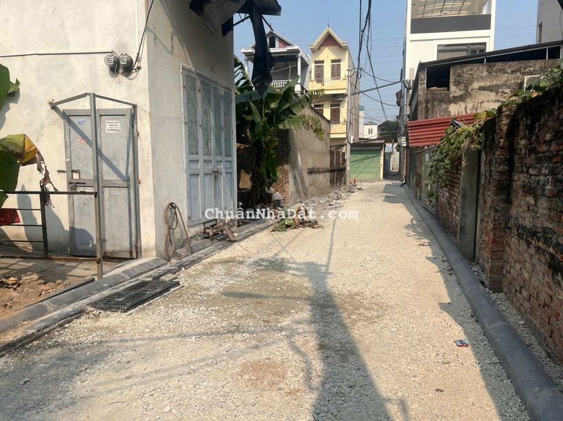 Bán đất Sáp Mai Võng La 34.8m2 ngõ thông ô tô vào tận đất