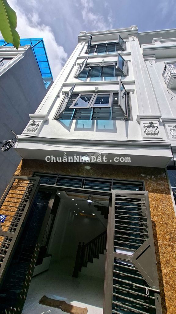 53m2 4 tầng trung tâm Phường, vị trí nhiều tiện ích, chỉ hơn 4 tỳ