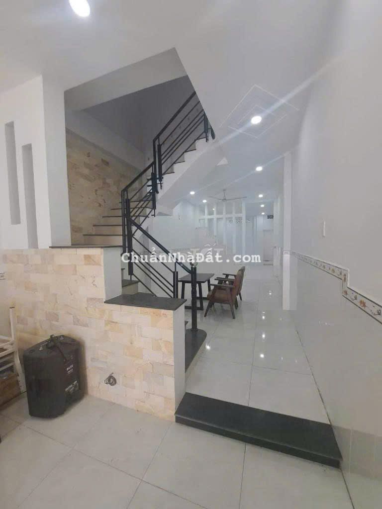 Bán nhà HXH gần Lê Văn Lương, Nhà Bè 2 tầng,giá nhỉnh 3 ty