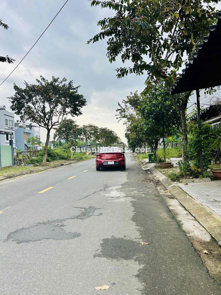 Cần Bán Lô Sạch Đẹp Sát Cầu Khuê Đông - Võ Chí Công chỉ Hơn 4tỷ