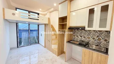 CCMN mới Đê La Thành, thang máy, máy giặt riêng, ban công, full đồ