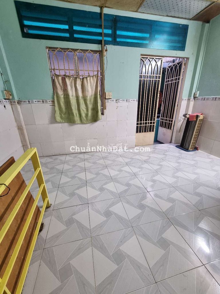 Nhà nguyên căn quận tân bình