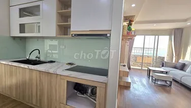 Chung cư 2 ngủ mặt phố Nguyễn Hoàng 4.99 tỷ