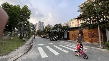 Cần tiền hạ giá bán nhanh lô đất biệt thự The Seasons giá 8 tỷ DT10x20