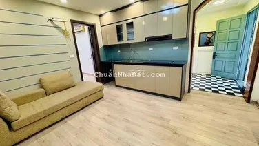 Bán nhà tập thể phố Nguyễn Chính nhà đẹp thoáng oto chạy đỗ sổ CC 70