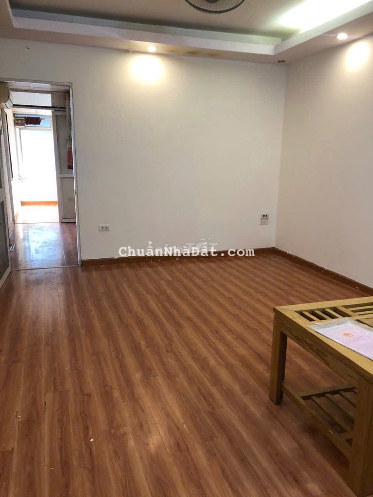 Bán căn hộ tập thể khu A10 + A11, Nghĩa Tân, 60m2, Tầng 2