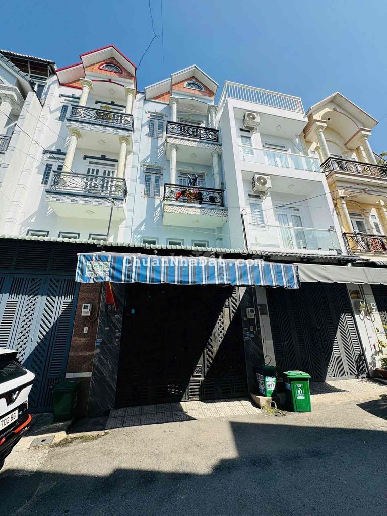 HẺM 8M - NHÀ ĐẸP 4 TẦNG KHU ĐỒNG BỘ SÁT HIỆP THÀNH CITY