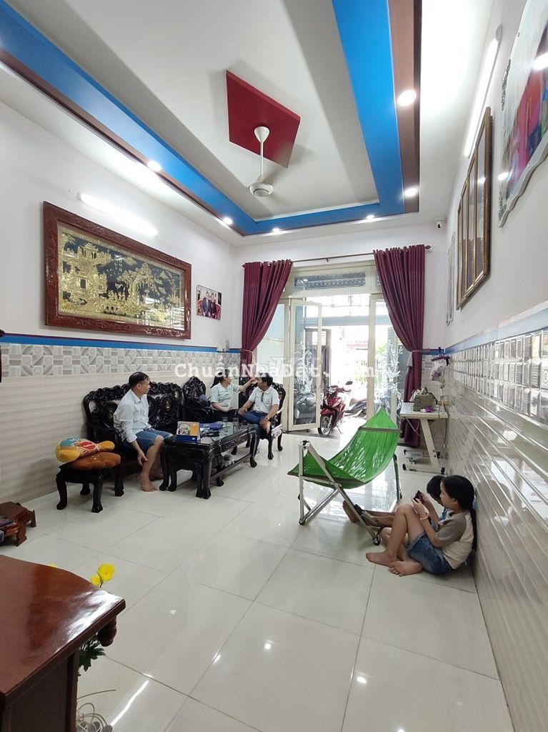 Bán nhà HXH Võ Thành Trang, Tân Bình, 4.1x15, 3 tầng 3PN, chỉ 6 tỷ X