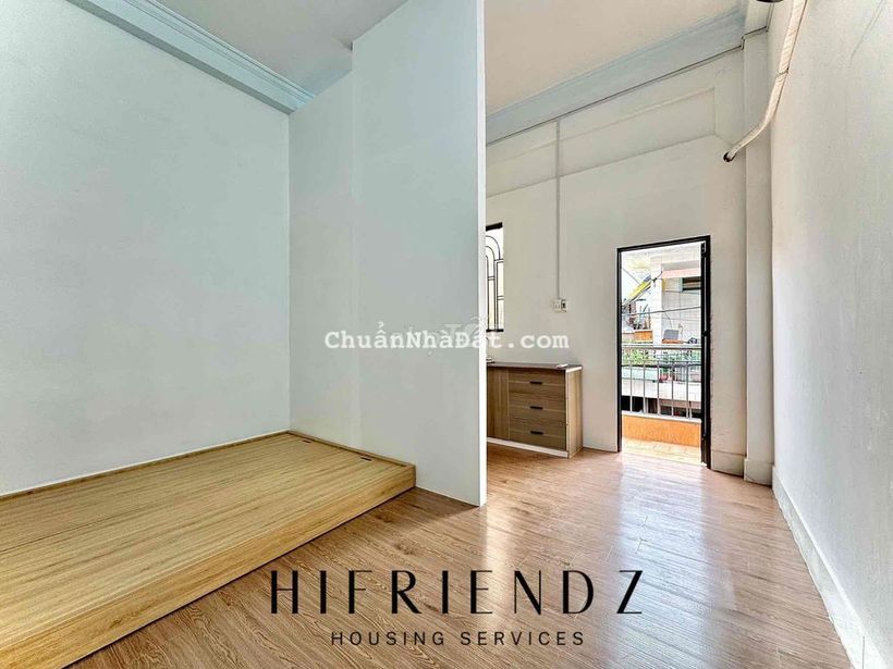 PHÒNG CHO THUÊ DẠNG STUDIO CÓ BANCOL GẦN ĐẦM SEN GIÁ RẺ NGAY TÂN PHÚ