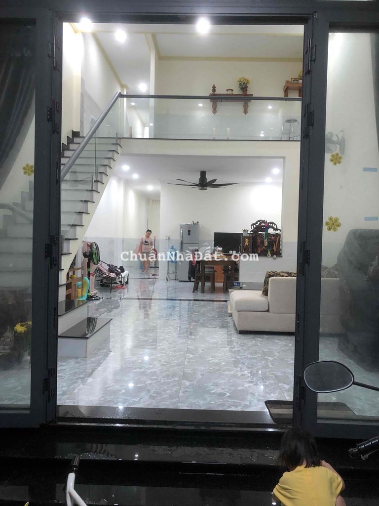 gia đình cần bán