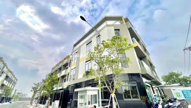 Cuối năm kẹt tiền bán lỗ, Nhà phố 4T MT Bình Thung - Chỉ 4,8 tỷ