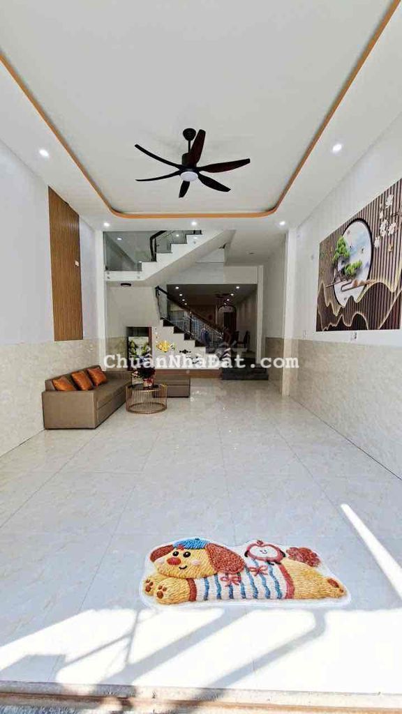 Nhà 2 tầng mặt tiền Bình Thái 2