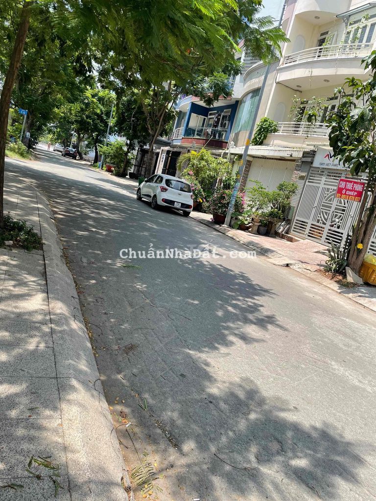 căn hộ dịch vụ 30m2 d32 Phước Long B